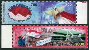 Indonesia 1808-1809a pair,1810,MNH. Reform movement,1998.Dove,Flag,Students.