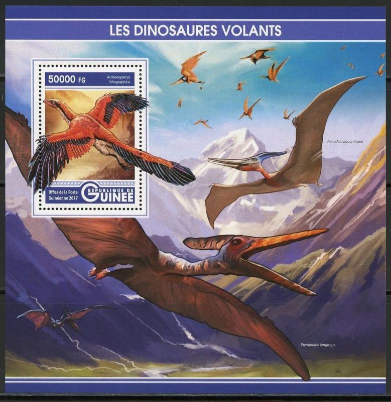 GUINEA  2017  FLYING DINOSAURS  SOUVENIR SHEET   MINT NH