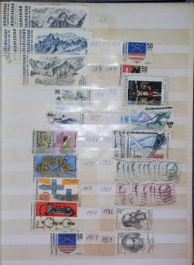 Czechoslovakia Collection Series and Commemoratives Stamps Used LR104P27-