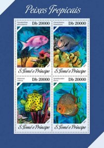 St Thomas  2013 Tropical Island Fish 4 Stamp Sheet ST13610a