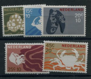 NETHERLANDS  B419-23  MNH