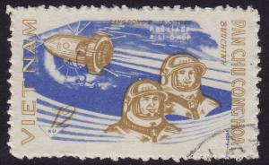 Vietnam (North) - 1965 - Scott #386 - used - Cosmonauts