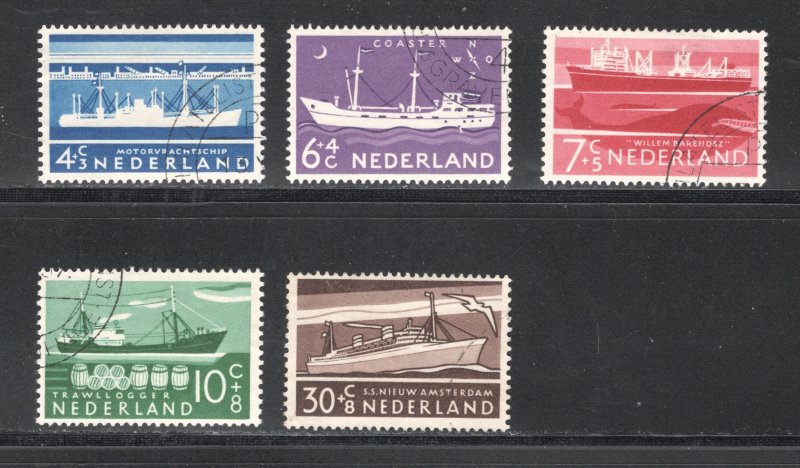 Netherlands #B306-B310   VF, Used, Signed on back, CV $5.30  .....  4200649