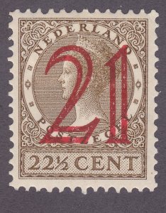 Netherlands 194 Mint OG 1929 21c on 22½c Issue VF-XF