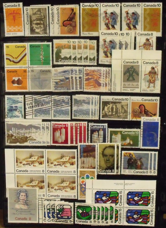 A318   Canada       Two Boards                    Mint/Used