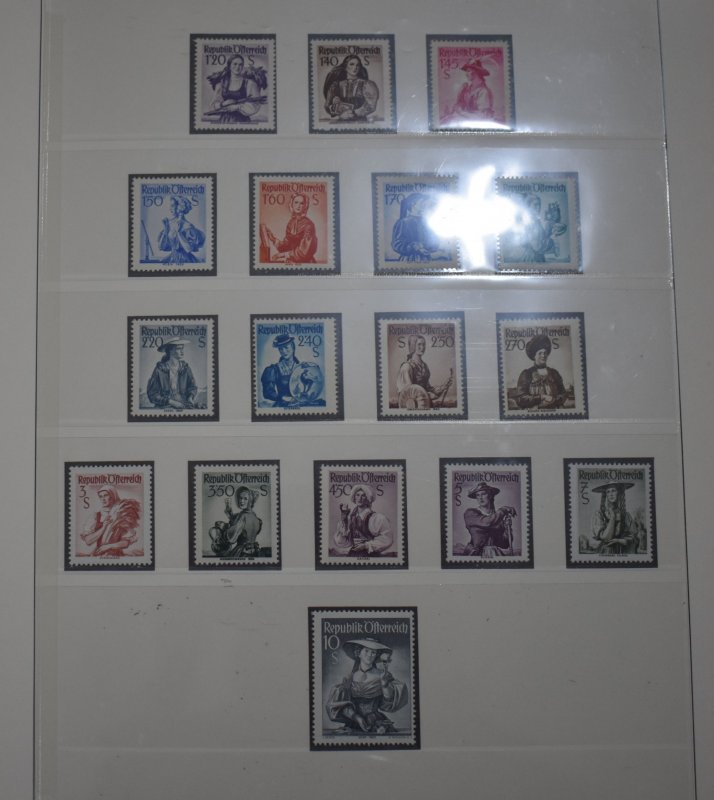 AUSTRIA  520-56   MNH COMPLETE SET   (2)