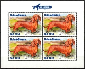 Guinea Bissau 2018 Dogs Breeds sheet MNH
