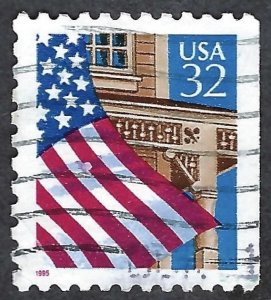 United States #2916 32¢ Flag over Porch (1995). Booklet single. Red date. Used.
