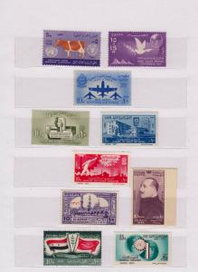 COLLECTION OF CLASSIC STAMPS OF EGYPT in Small Stock Book (98V MINT)