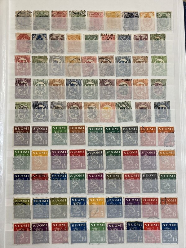 273 All Different Mint and Used Stamps from Finland SCV $80+