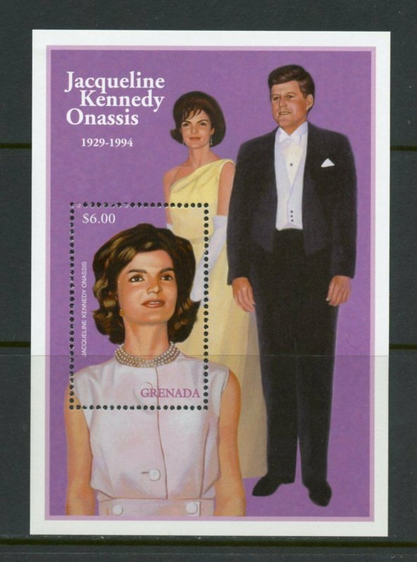 GRENADA  JACQUELINE KENNEDY SOUVENIR SHEET WITH JOHN F. KENNEDY   MINT NH 