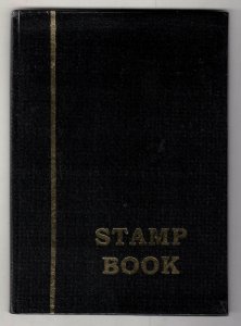 COLLECTION OF NEW ZEALAND MNH STAMPS IN A SMALL STOCK BOOK CV=120 USD