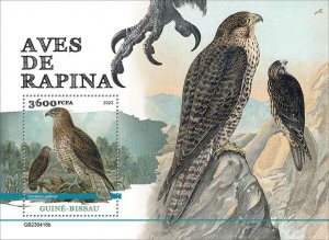 GUINEA BISSAU - 2023 - Birds of Prey - Perf Souv Sheet - Mint Never Hinged