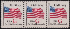US 2882 Old Glory Red G rate 32c horz strip 3 MNH 1994