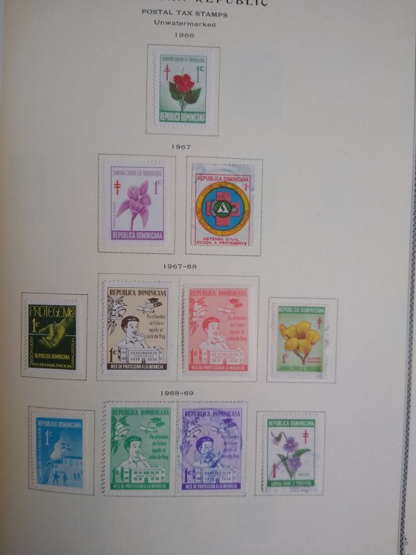 collection on pages Dominican Republic Back of book (no arimails) NY: CV $144