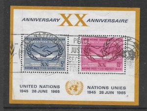 United Nations New York Used Lot of 31 different stamps & 3 Souvenir Sheets