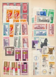 POLAND 1960s/70s Sport Space Wildlife MNH(Appx 400+Stamps) (Ref Ac1401