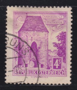 Austria 627 Vienna Gate, Hainburg 1960