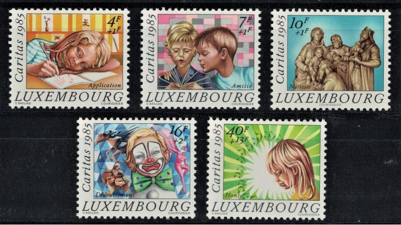 LUXEMBOURG 1985-1986 - Complete sets MNH (10 scans)