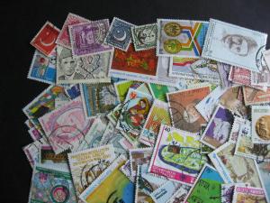 PAKISTAN 130 different, lots of commemoratives here,some mixed condition