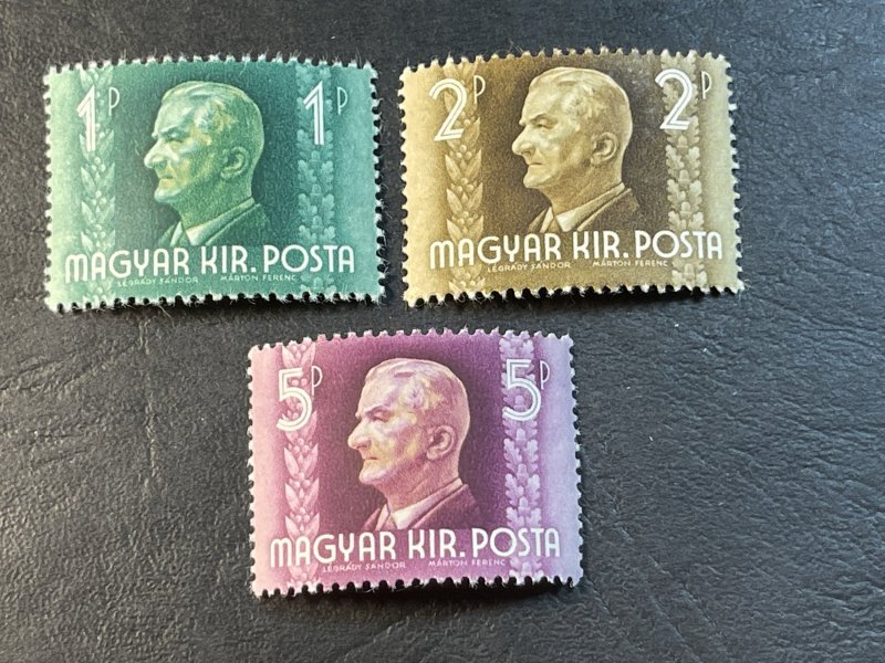 HUNGARY # 570-572--MINT/HINGED----COMPLETE SET----1941