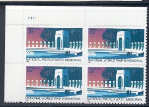 US#3862 37c World War II Memorial plate Block of 4 (MNH) CV $3.50