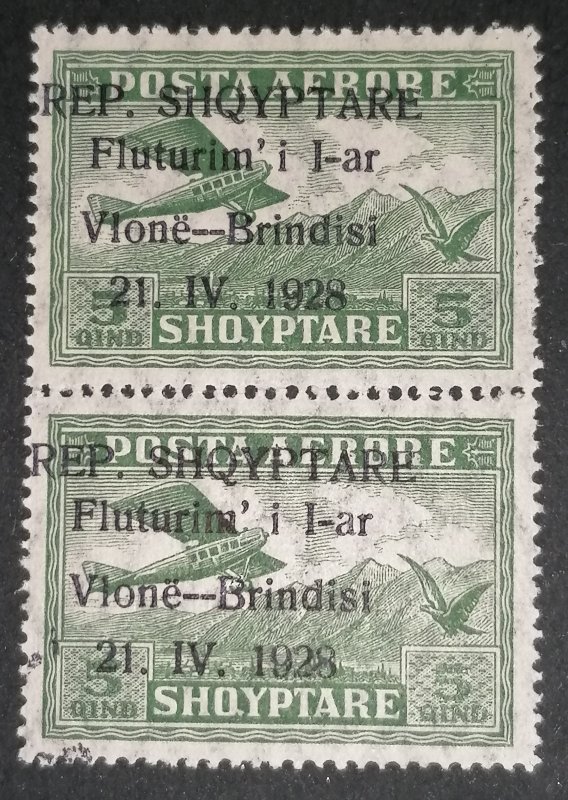 Albania 5q 1928 airmail Michel 162 MNH pair with some ink stain