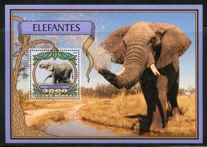 GUINEA  BISSAU 2016 ELEPHANTS   SOUVENIR SHEET MINT NH