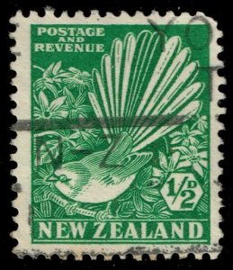 New Zealand #203 Pied Fantail and Clematis; Used