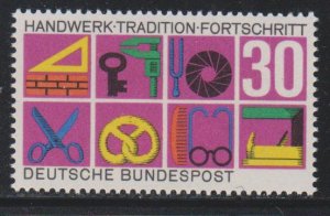 Germany, 30pf Crafts ( (SC# 981) MNH