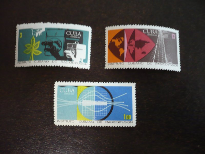 Stamps - Cuba - Scott# 1411-1413 -Mint Hinged Set of 3 Stamps