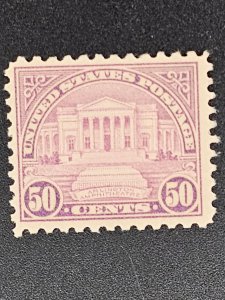 570  VF-OG-LH  nice stamp! rich Lilac color