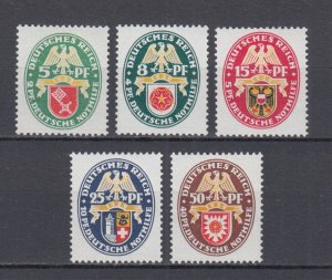 1929 Deutsches Reich Full Set Nothilfe Michel  430/434  MNH