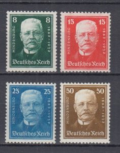 1927 Deutsches Reich Full Set Hindenburg Michel  403-406  MNH