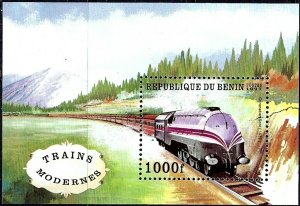 Benin 965 MNH 1997 Trains souvenir sheet (ak1772)