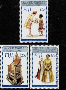 FIJI 1977 SILVER JUBILEE MNH