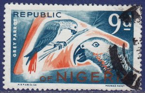 Nigeria - 1965 - Scott #191 - used - Bird Gray Parrot