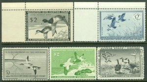 EDW1949SELL : USA 1954-58 Scott #RW21-25 Cplt All Mint Never Hinged. Retail $325