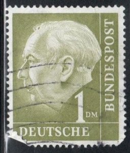 Germany Scott No. 719
