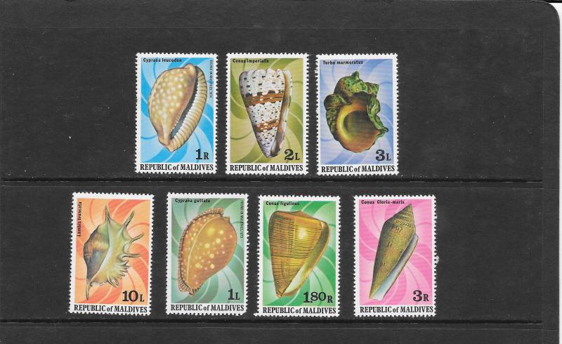 SHELLS - MALDIVES  #786-792 MNH