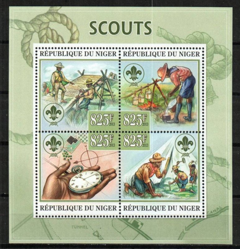 Niger Stamp 1196  - Boy Scouts