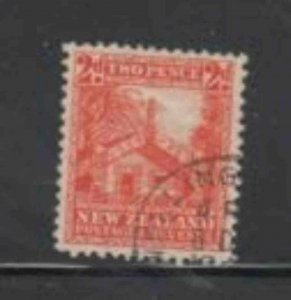 NEW ZEALAND #188 1935 2p MAORI COUNCIL HOUSE F-VF USED