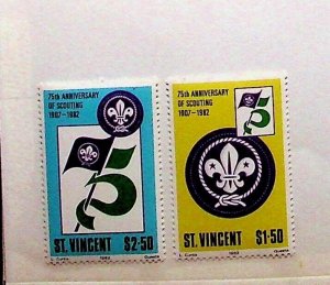 St. VINCENT Sc 650-1 NH ISSUE OF 1982 - SCOUTS - (SC1)