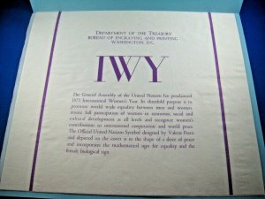 PHILATELIC SOUVENIR CARD - 1975 - IWY - SCOTT #SC43