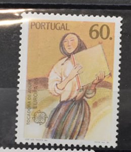 PORTUGAL  1627  MNH