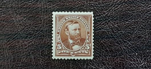 US Scott # 270; mint, og, hinged/water spots; VF centering