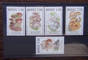 Kenya 1989 Mushrooms set MNH