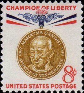 1961 8c Mohandas Karamchand Gandhi, India Scott 1175 Mint F/VF NH
