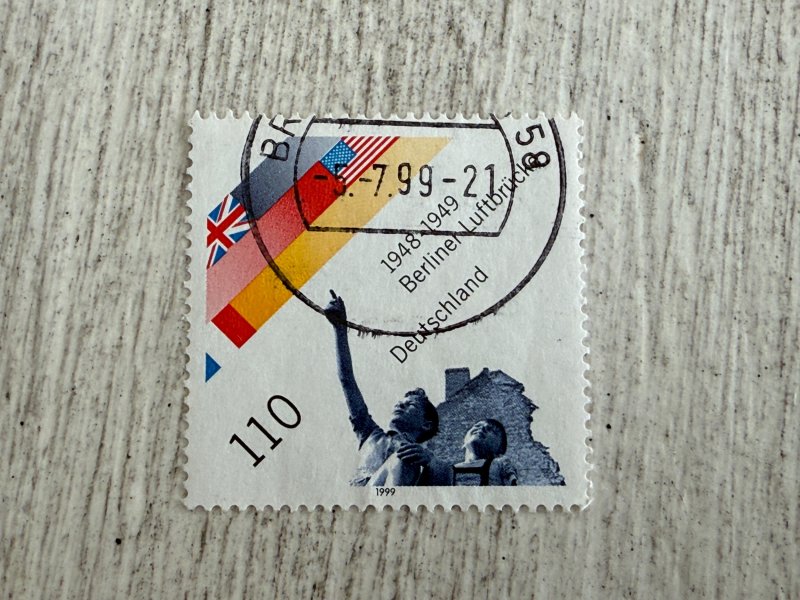 Germany #2038 Used, 110pf, Berlin Airlift, 1948-1949, 2024 SCV $0.85