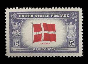 # 920 MINT NEVER HINGED DENMARK XF+